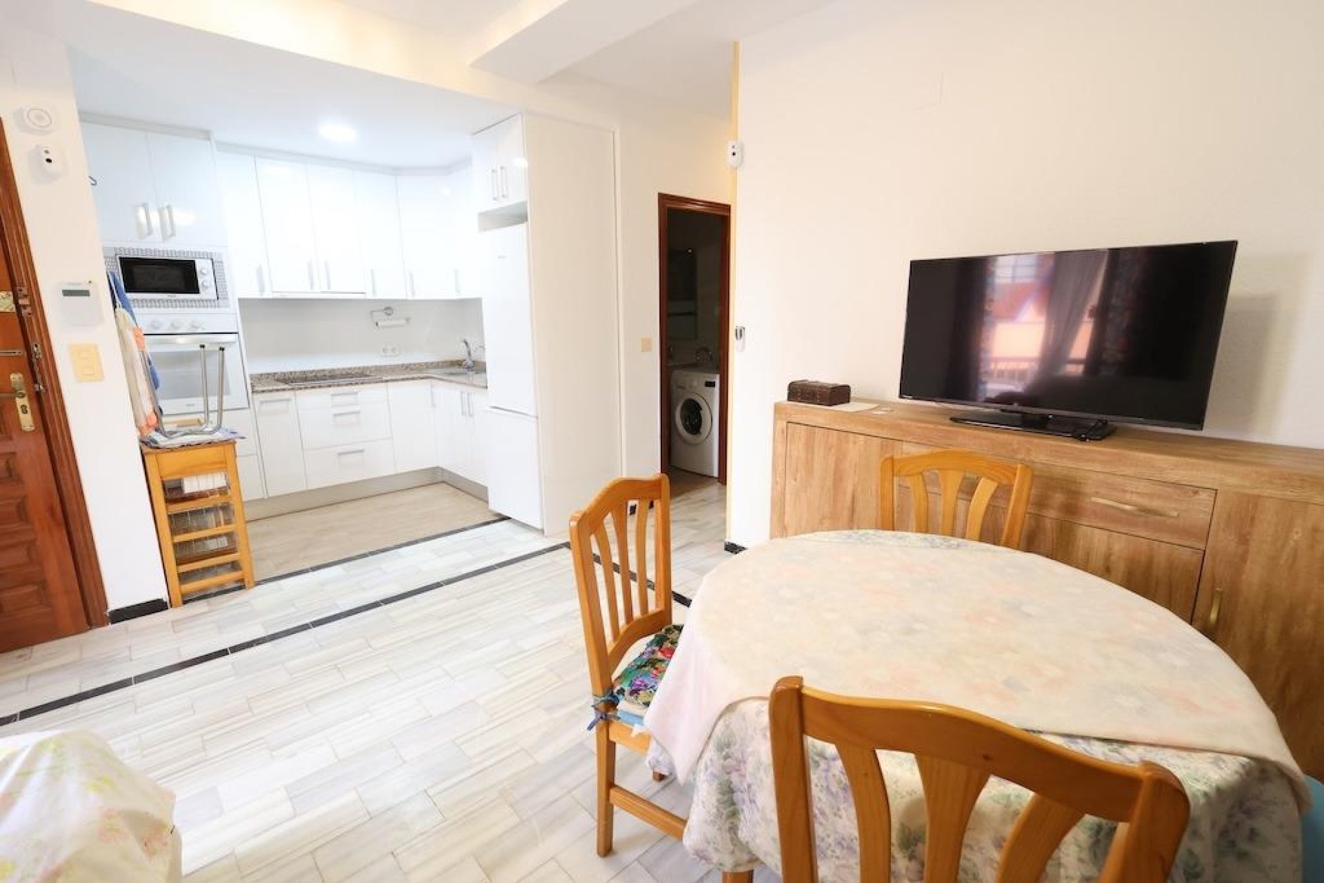 Resale - Apartament / Duplex - Torrevieja - La Mata