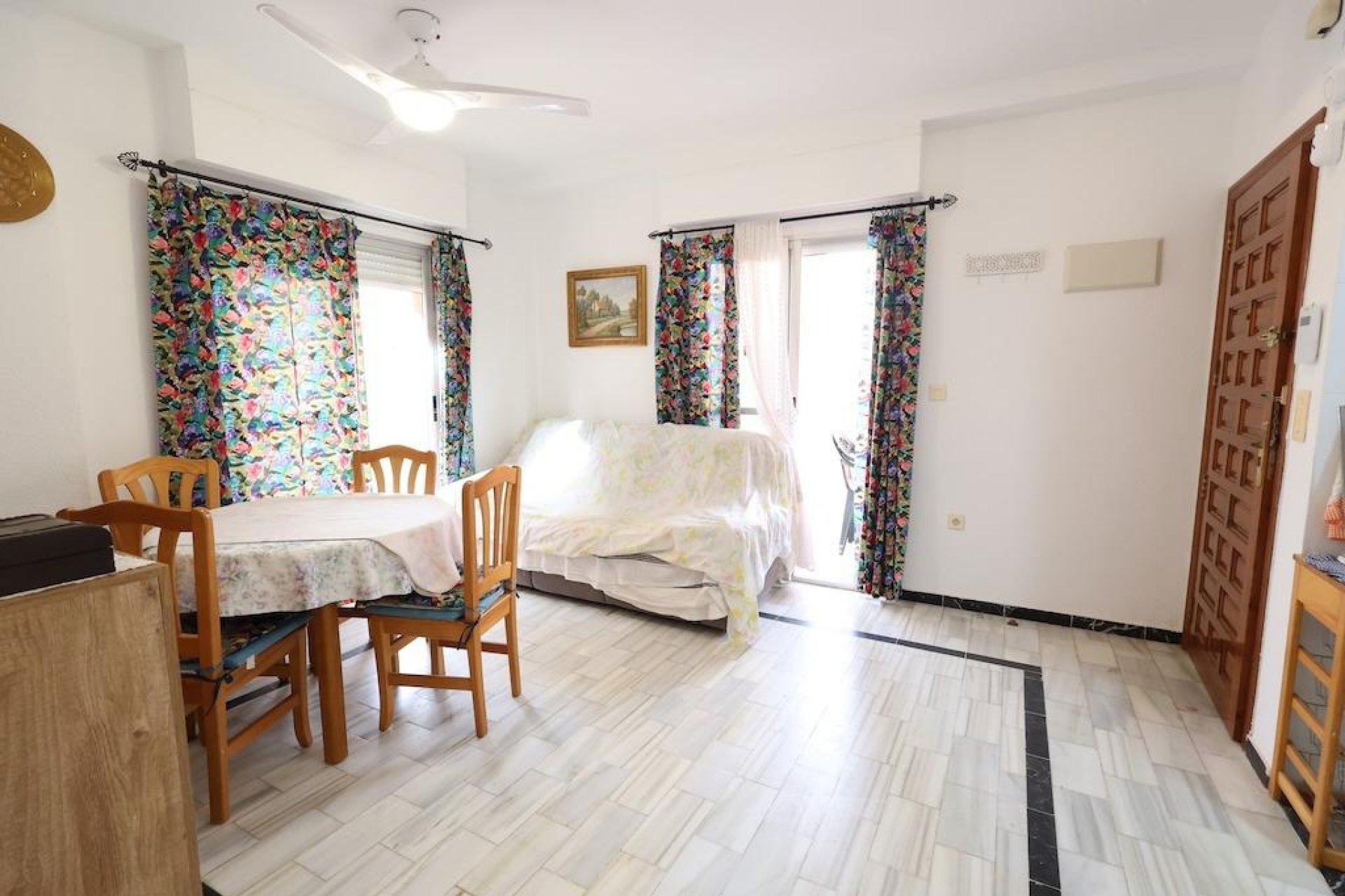 Resale - Apartament / Duplex - Torrevieja - La Mata