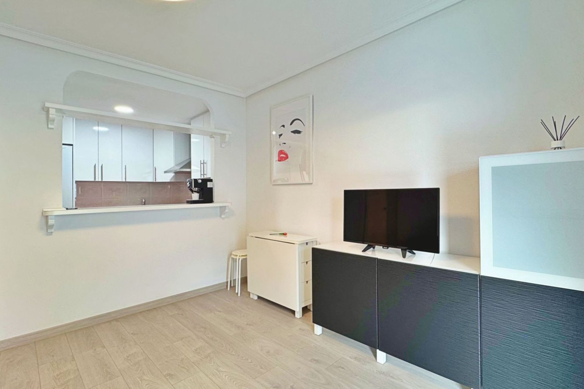 Resale - Apartament / Duplex - Torrevieja - La Mata
