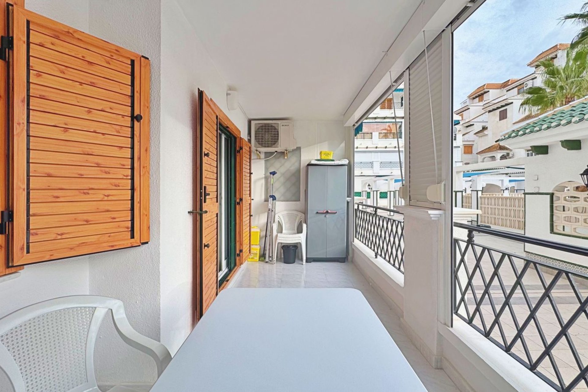 Resale - Apartament / Duplex - Torrevieja - La Mata