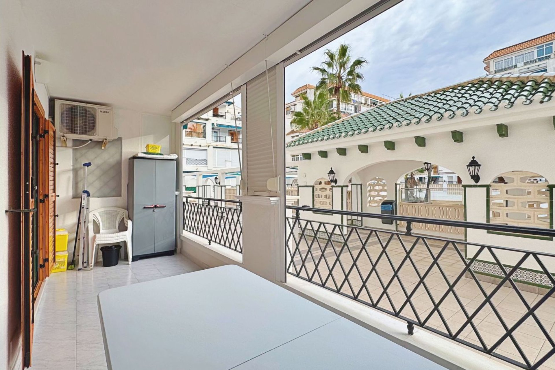 Resale - Apartament / Duplex - Torrevieja - La Mata