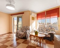 Resale - Apartament / Duplex - Torrevieja - La Mata