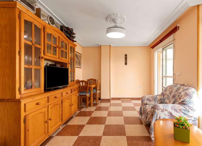 Resale - Apartament / Duplex - Torrevieja - La Mata