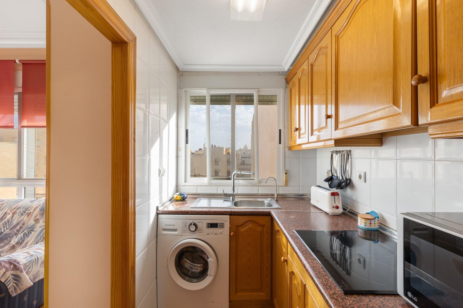 Resale - Apartament / Duplex - Torrevieja - La Mata
