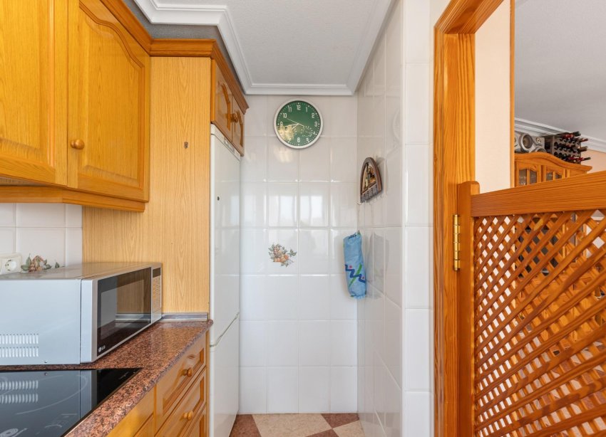 Resale - Apartament / Duplex - Torrevieja - La Mata