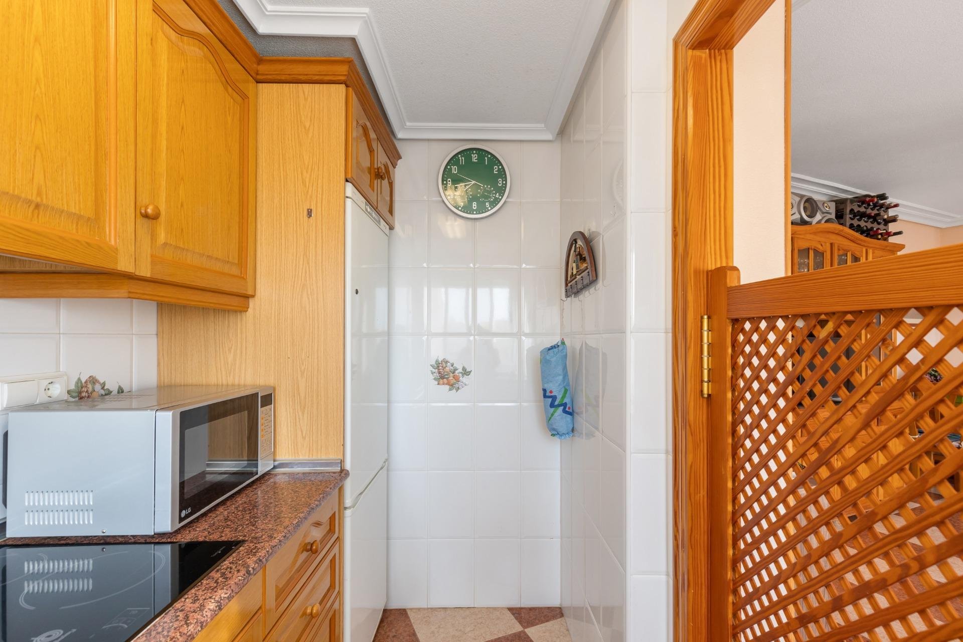 Resale - Apartament / Duplex - Torrevieja - La Mata