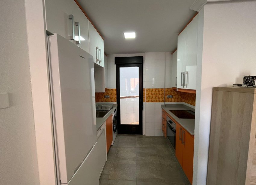 Resale - Apartament / Duplex - Torrevieja - La Mata