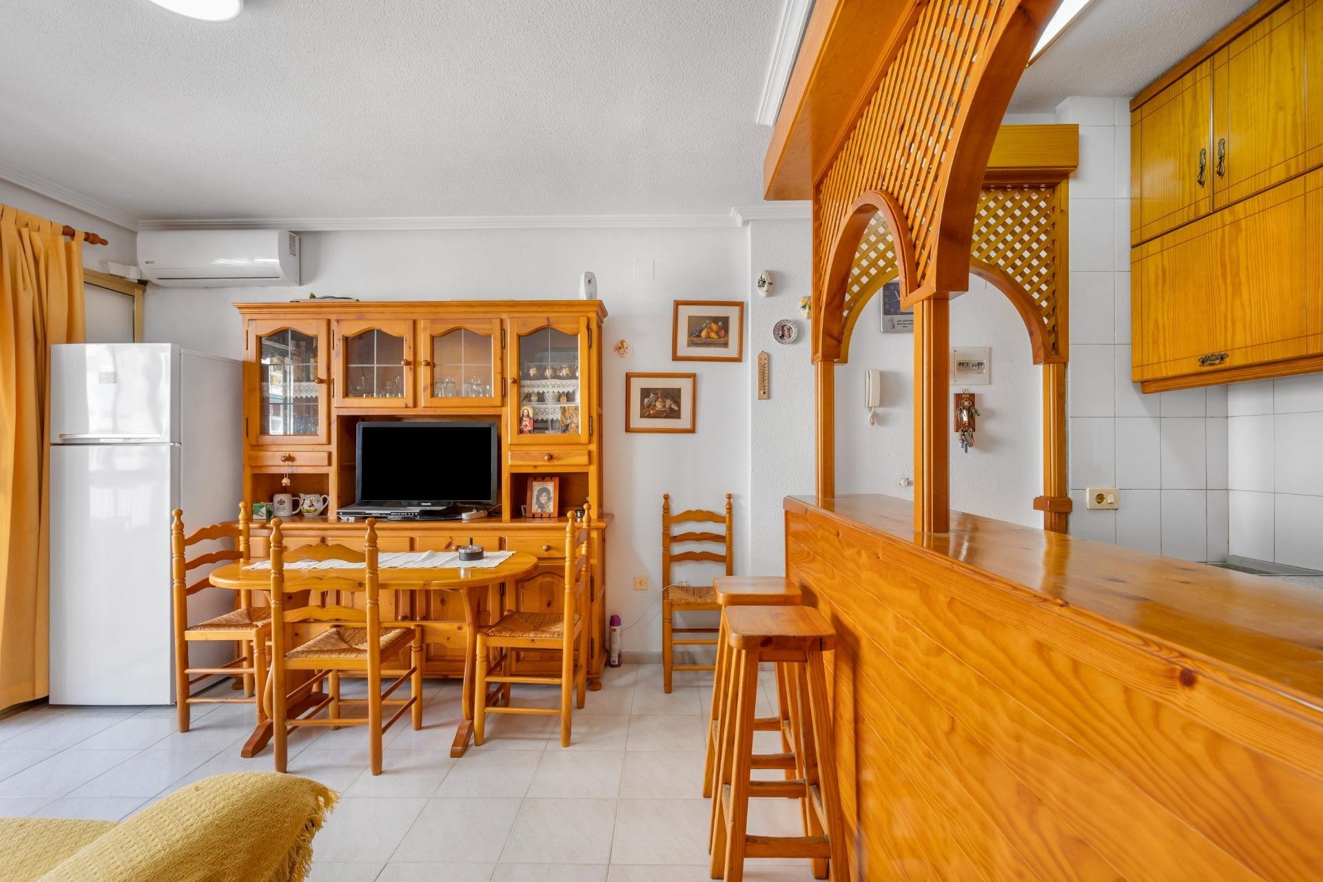 Resale - Apartament / Duplex - Torrevieja - La Mata