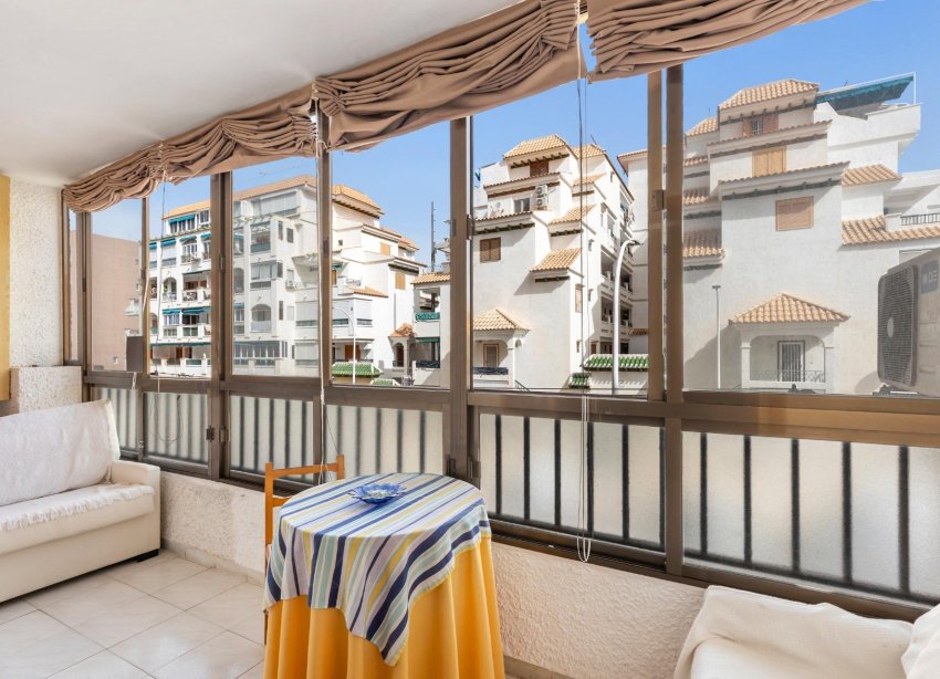 Resale - Apartament / Duplex - Torrevieja - La Mata