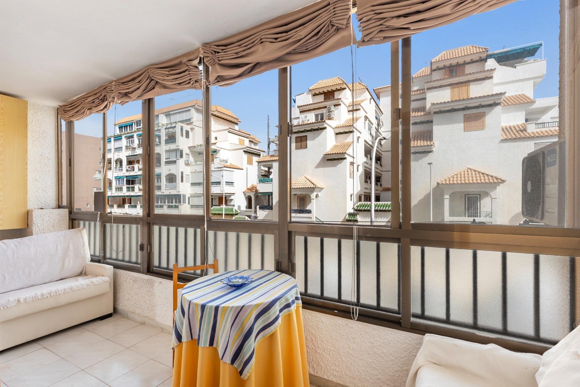 Resale - Apartament / Duplex - Torrevieja - La Mata