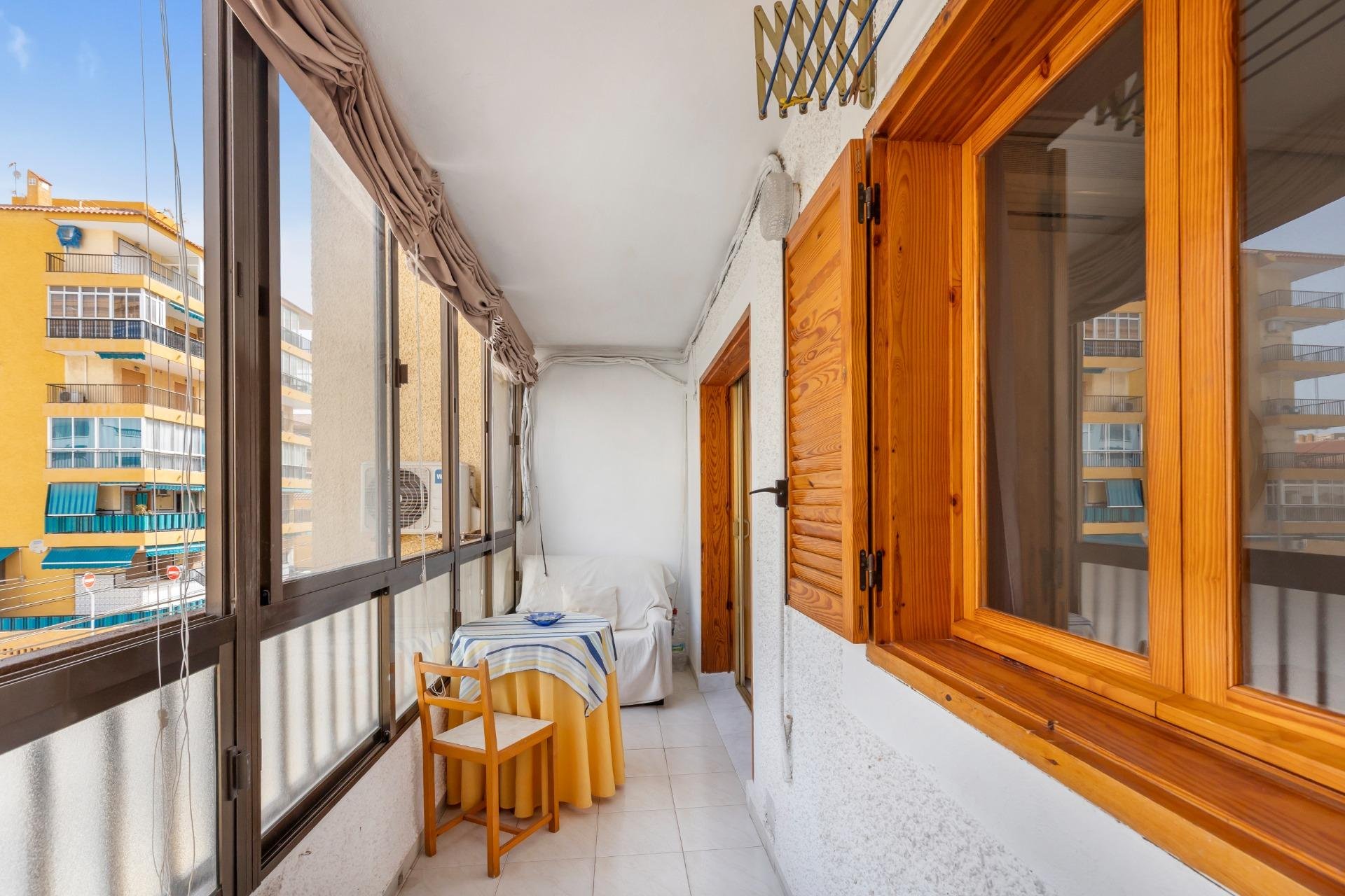 Resale - Apartament / Duplex - Torrevieja - La Mata