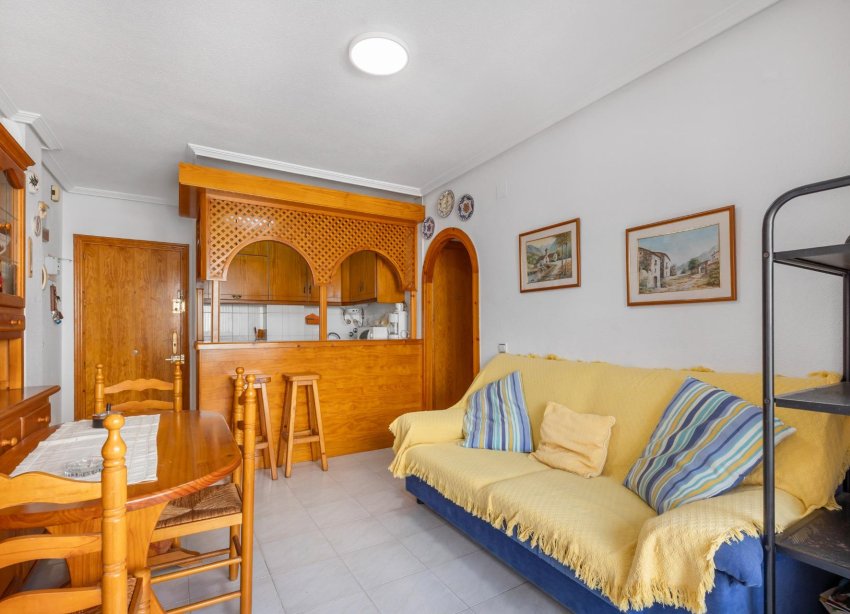 Resale - Apartament / Duplex - Torrevieja - La Mata