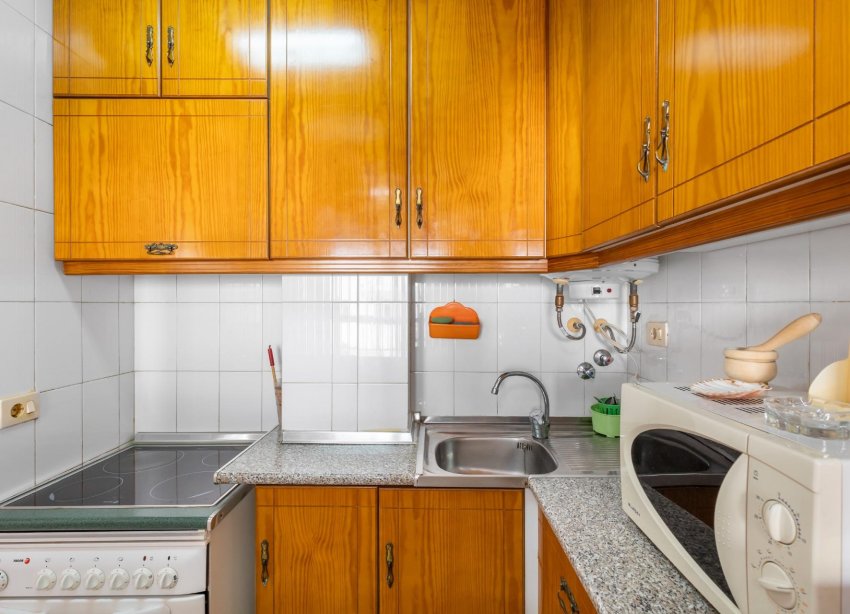 Resale - Apartament / Duplex - Torrevieja - La Mata