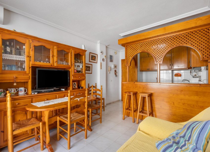 Resale - Apartament / Duplex - Torrevieja - La Mata
