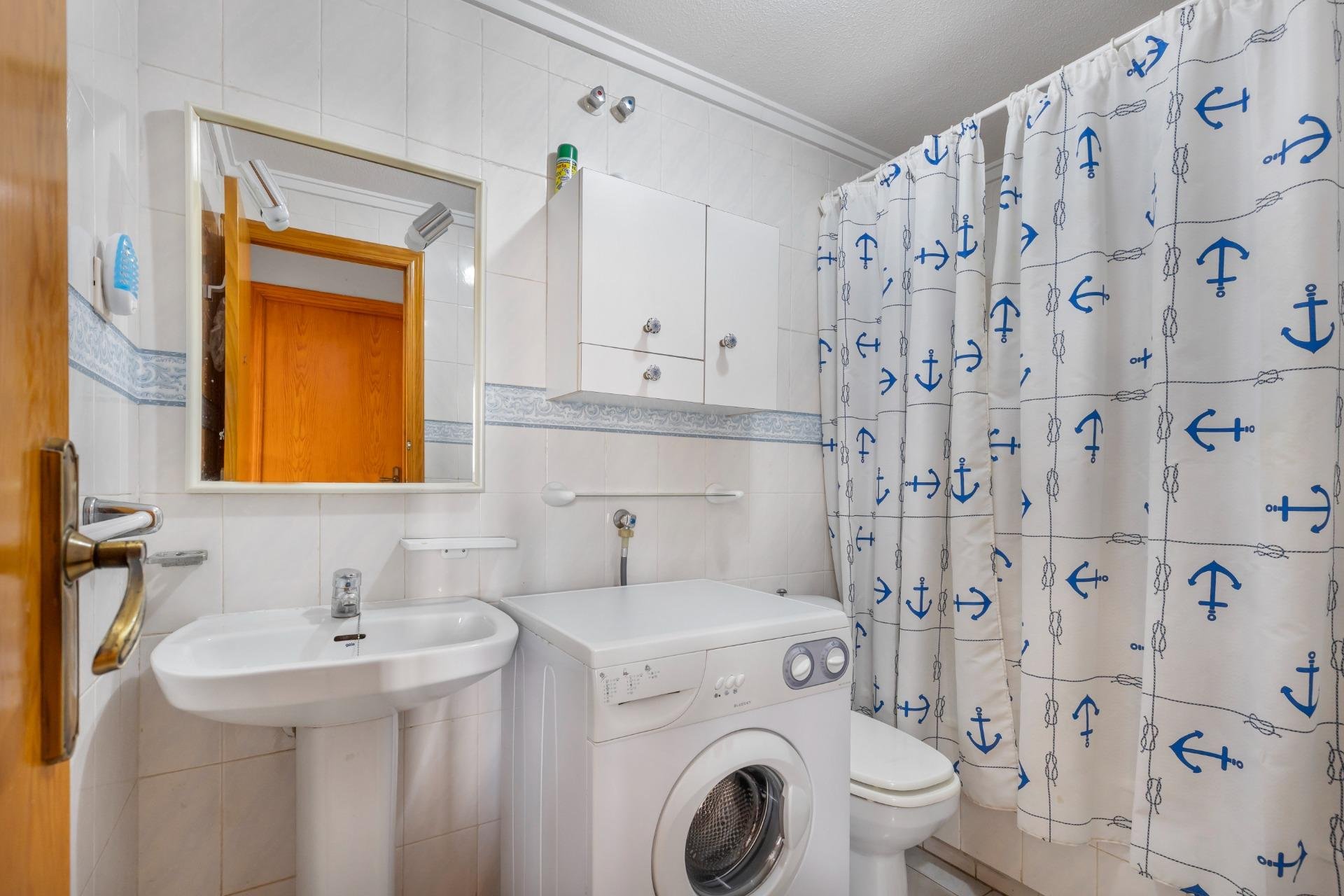 Resale - Apartament / Duplex - Torrevieja - La Mata