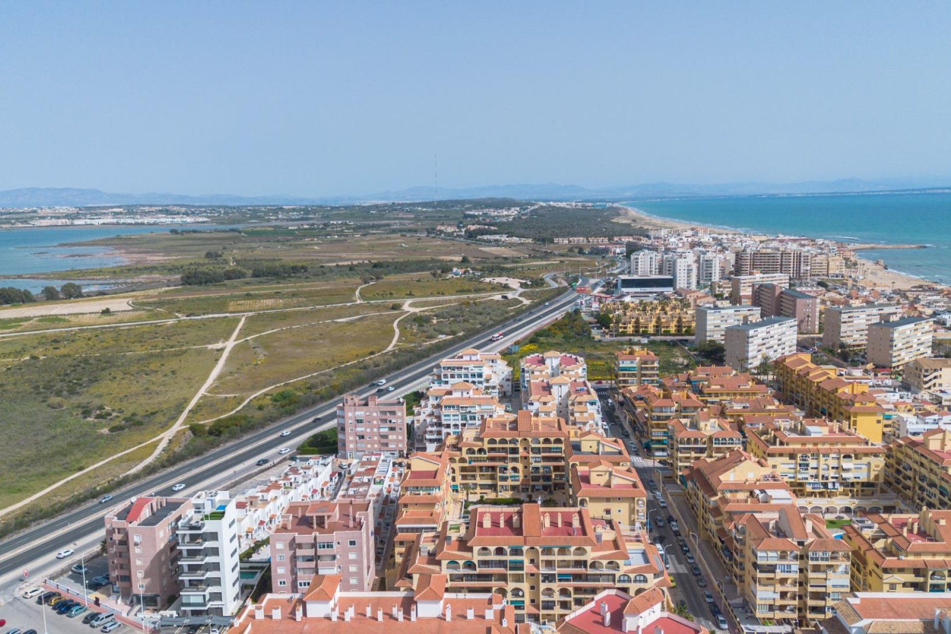 Resale - Apartament / Duplex - Torrevieja - La Mata