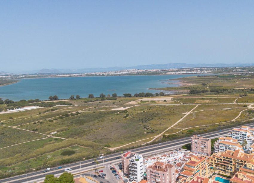 Resale - Apartament / Duplex - Torrevieja - La Mata