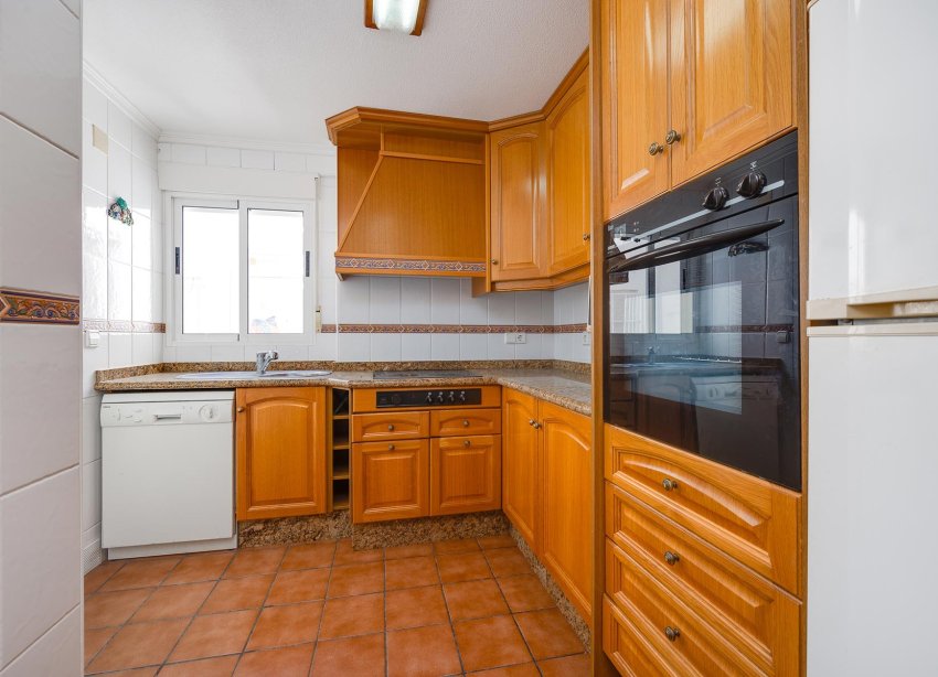 Resale - Apartament / Duplex - Torrevieja - La Mata