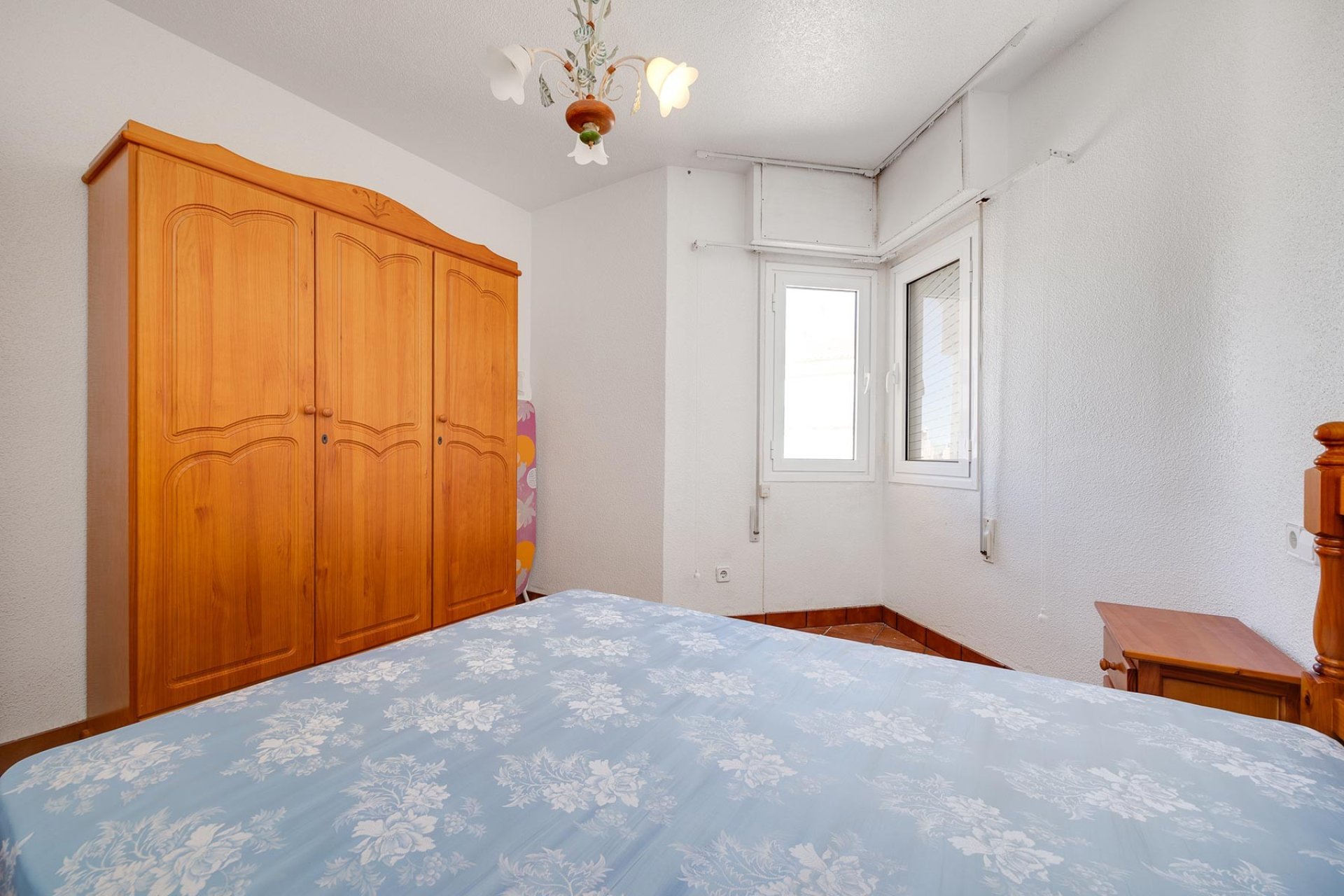 Resale - Apartament / Duplex - Torrevieja - La Mata