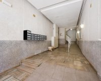 Resale - Apartament / Duplex - Torrevieja - La Mata
