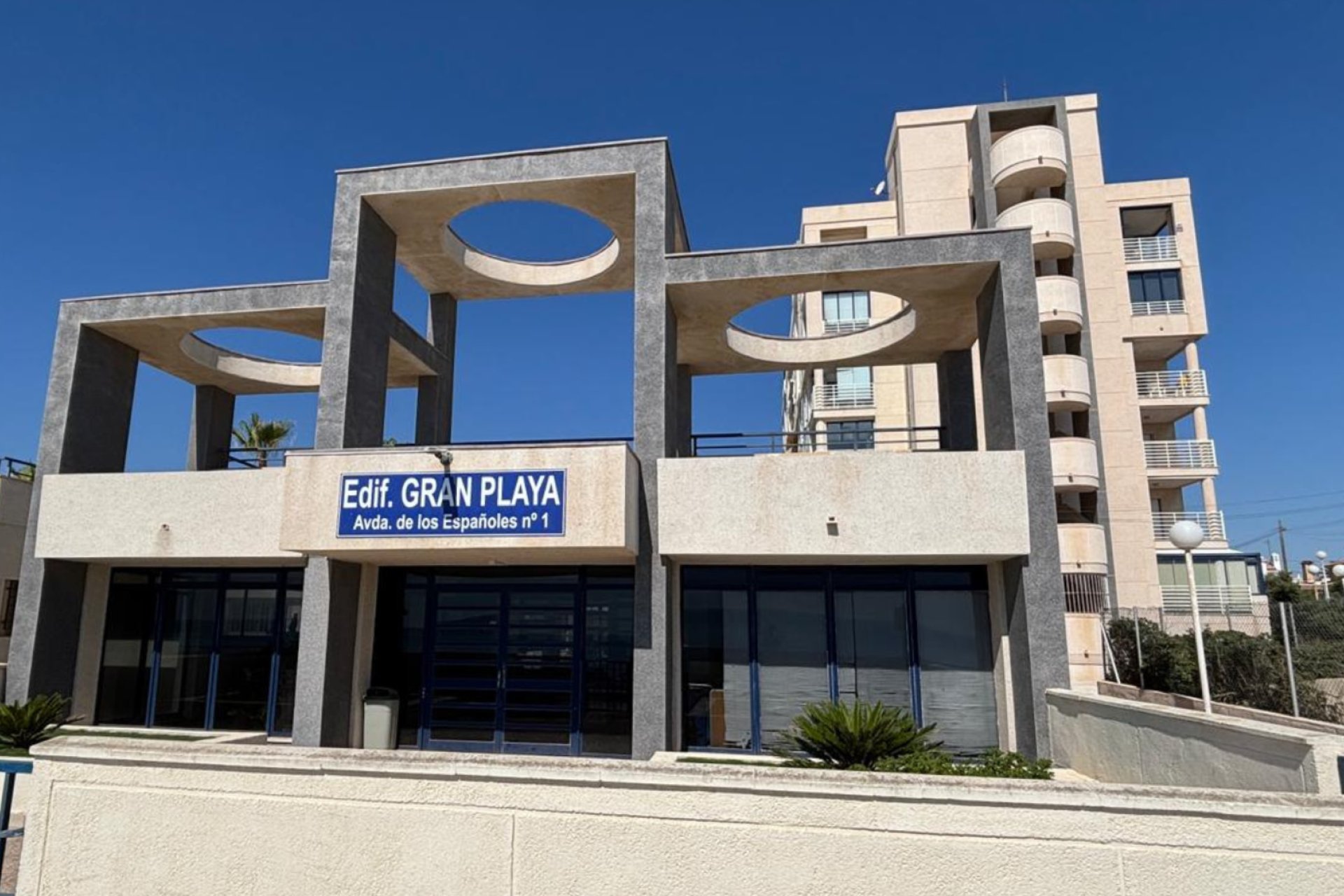 Resale - Apartament / Duplex - Torrevieja - La Mata