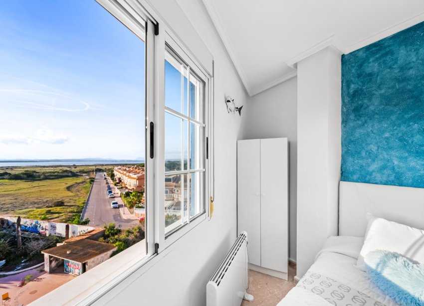 Resale - Apartament / Duplex - Torrevieja - La Mata