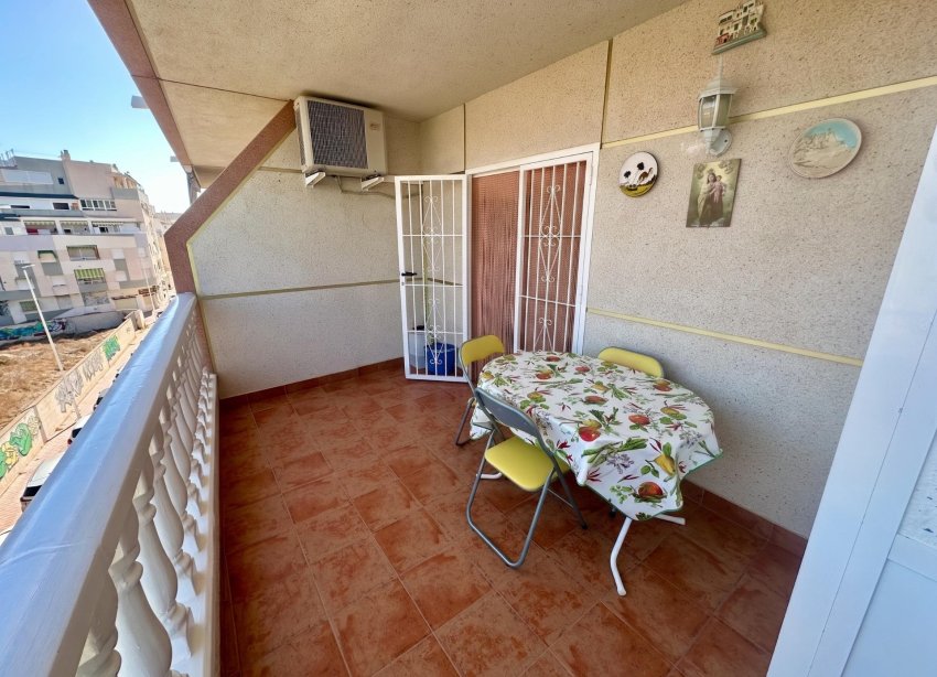 Resale - Apartament / Duplex - Torrevieja - La Mata