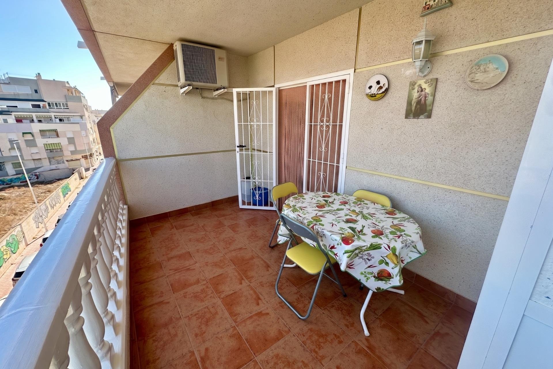 Resale - Apartament / Duplex - Torrevieja - La Mata