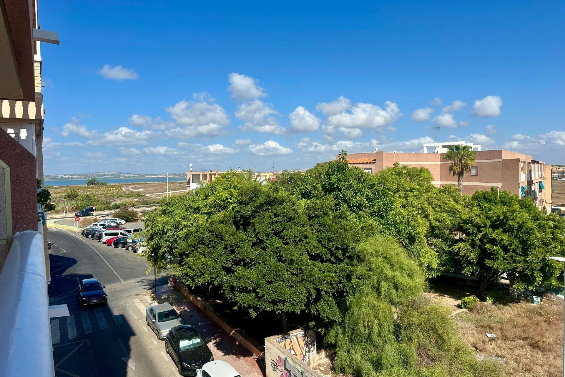 Resale - Apartament / Duplex - Torrevieja - La Mata