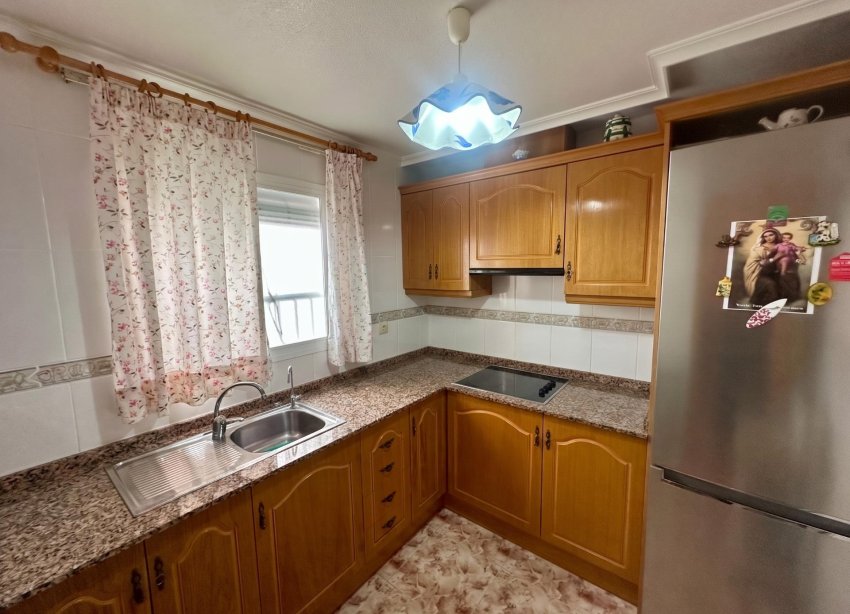 Resale - Apartament / Duplex - Torrevieja - La Mata