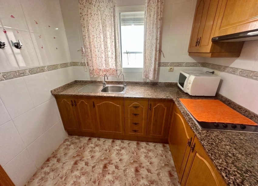 Resale - Apartament / Duplex - Torrevieja - La Mata