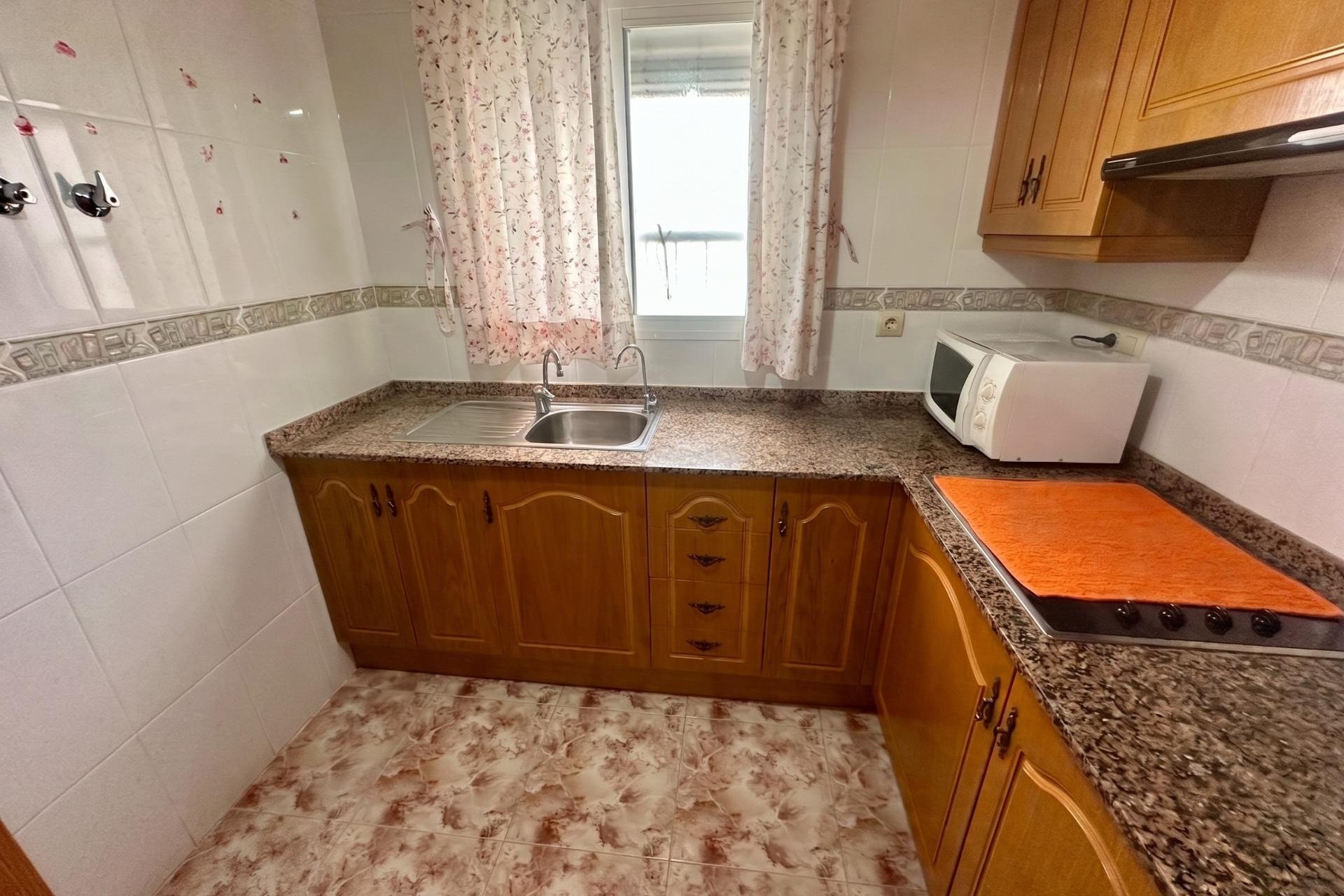 Resale - Apartament / Duplex - Torrevieja - La Mata