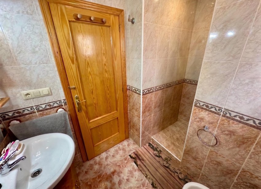 Resale - Apartament / Duplex - Torrevieja - La Mata