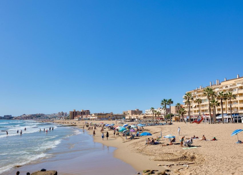 Resale - Apartament / Duplex - Torrevieja - La Mata