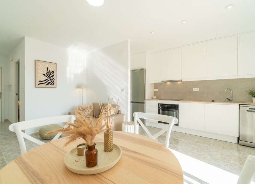 Resale - Apartament / Duplex - Torrevieja - La Mata