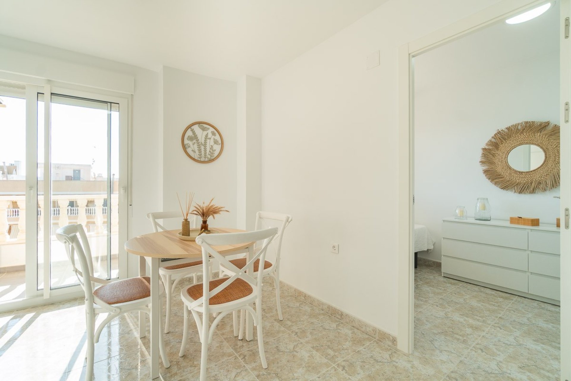 Resale - Apartament / Duplex - Torrevieja - La Mata