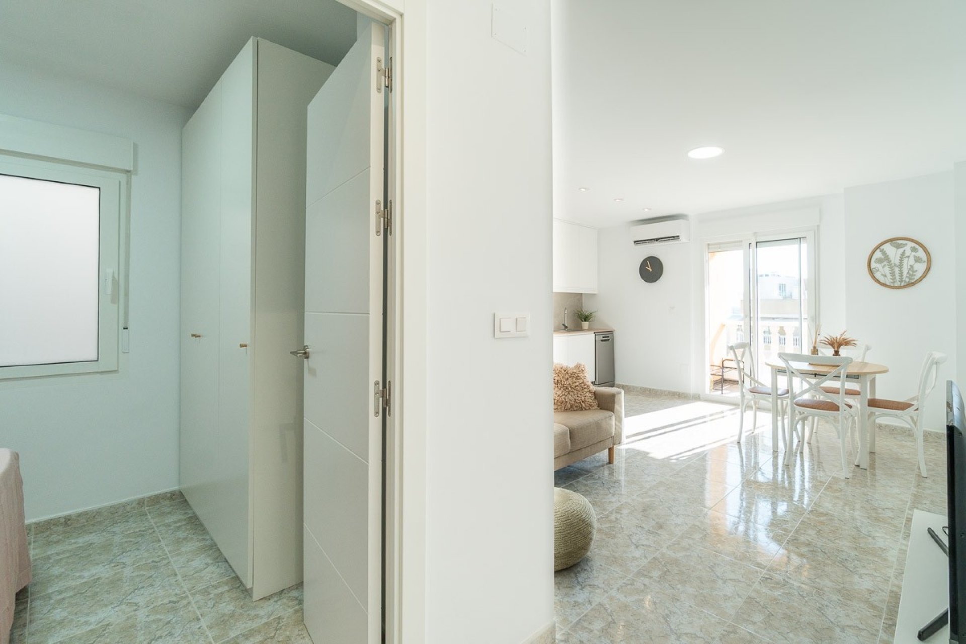 Resale - Apartament / Duplex - Torrevieja - La Mata