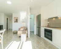 Resale - Apartament / Duplex - Torrevieja - La Mata
