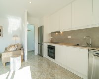 Resale - Apartament / Duplex - Torrevieja - La Mata