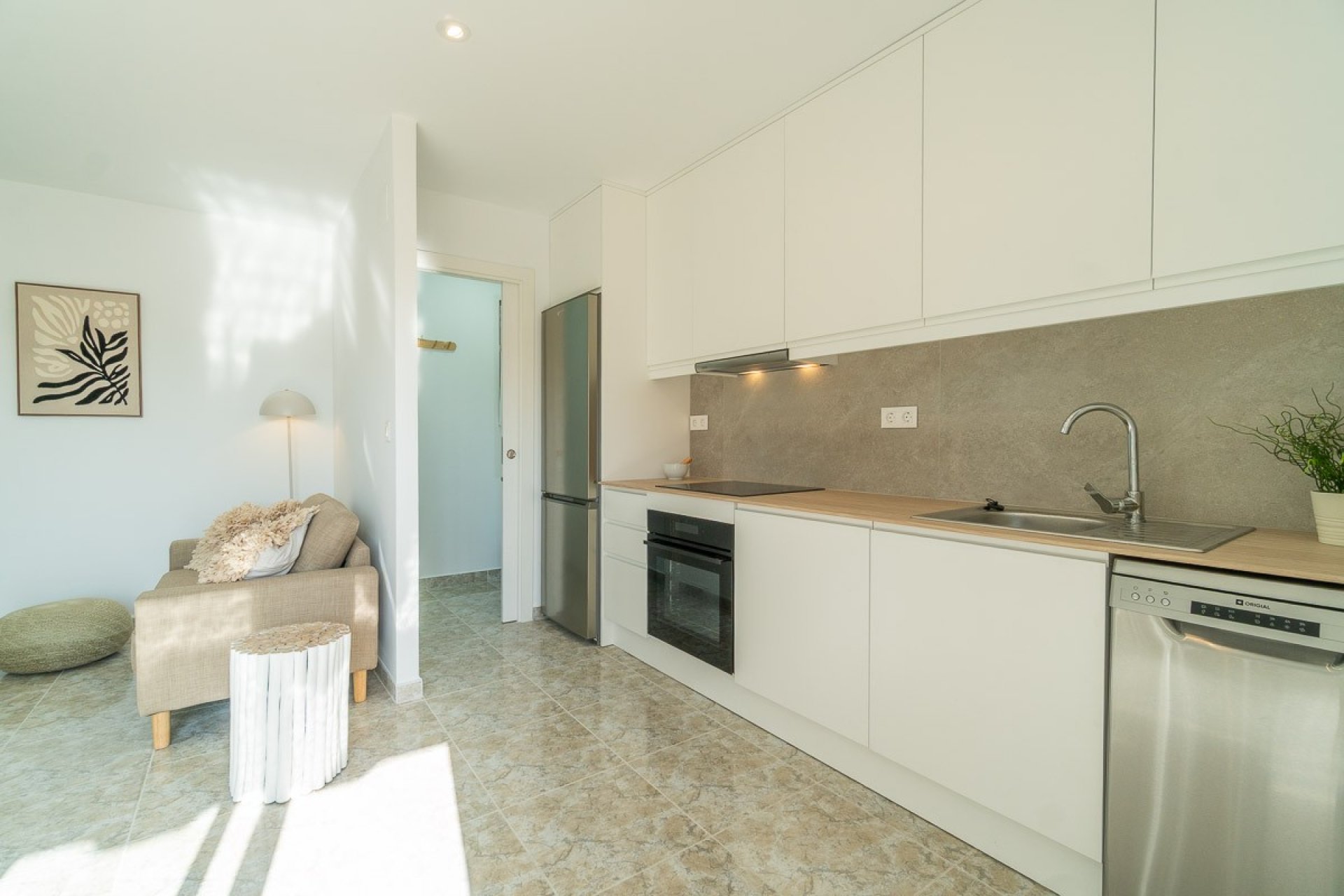 Resale - Apartament / Duplex - Torrevieja - La Mata