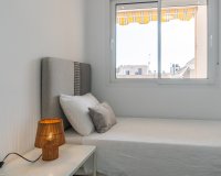 Resale - Apartament / Duplex - Torrevieja - La Mata