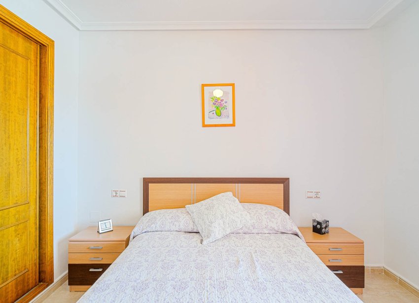Resale - Apartament / Duplex - Torrevieja - Los Altos