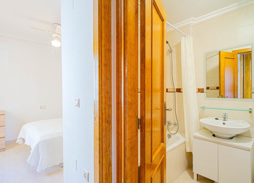 Resale - Apartament / Duplex - Torrevieja - Los Altos