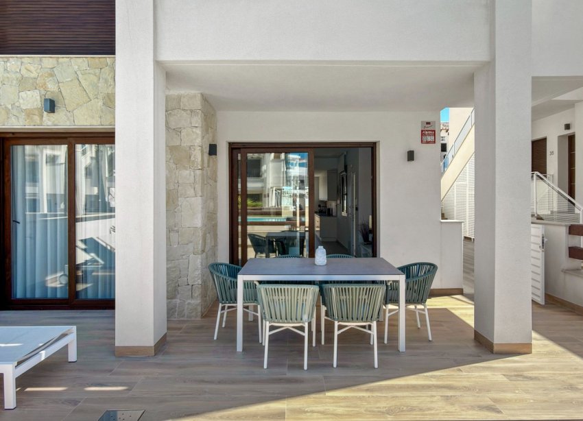 Resale - Apartament / Duplex - Torrevieja - Los Balcones