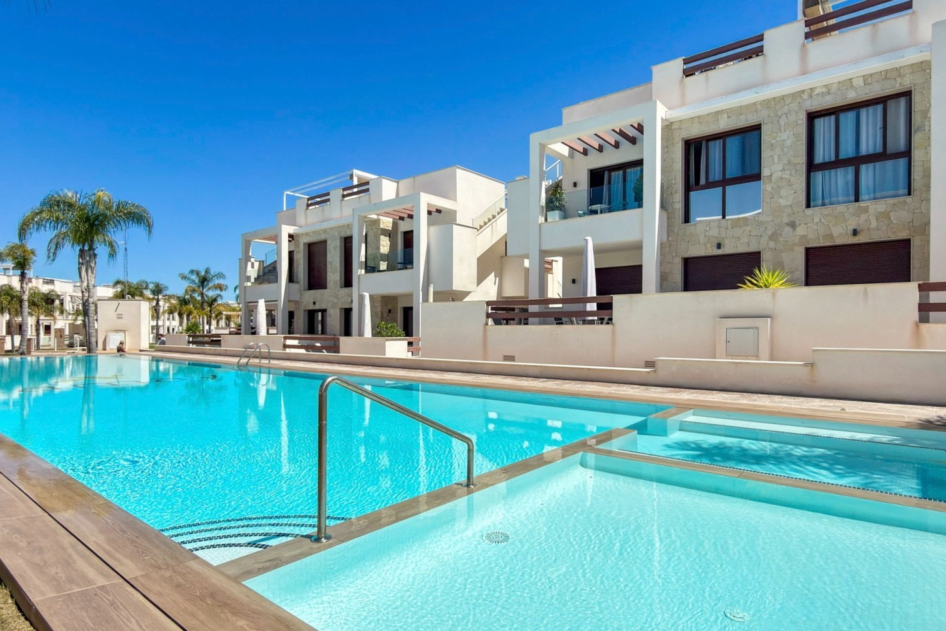 Resale - Apartament / Duplex - Torrevieja - Los Balcones