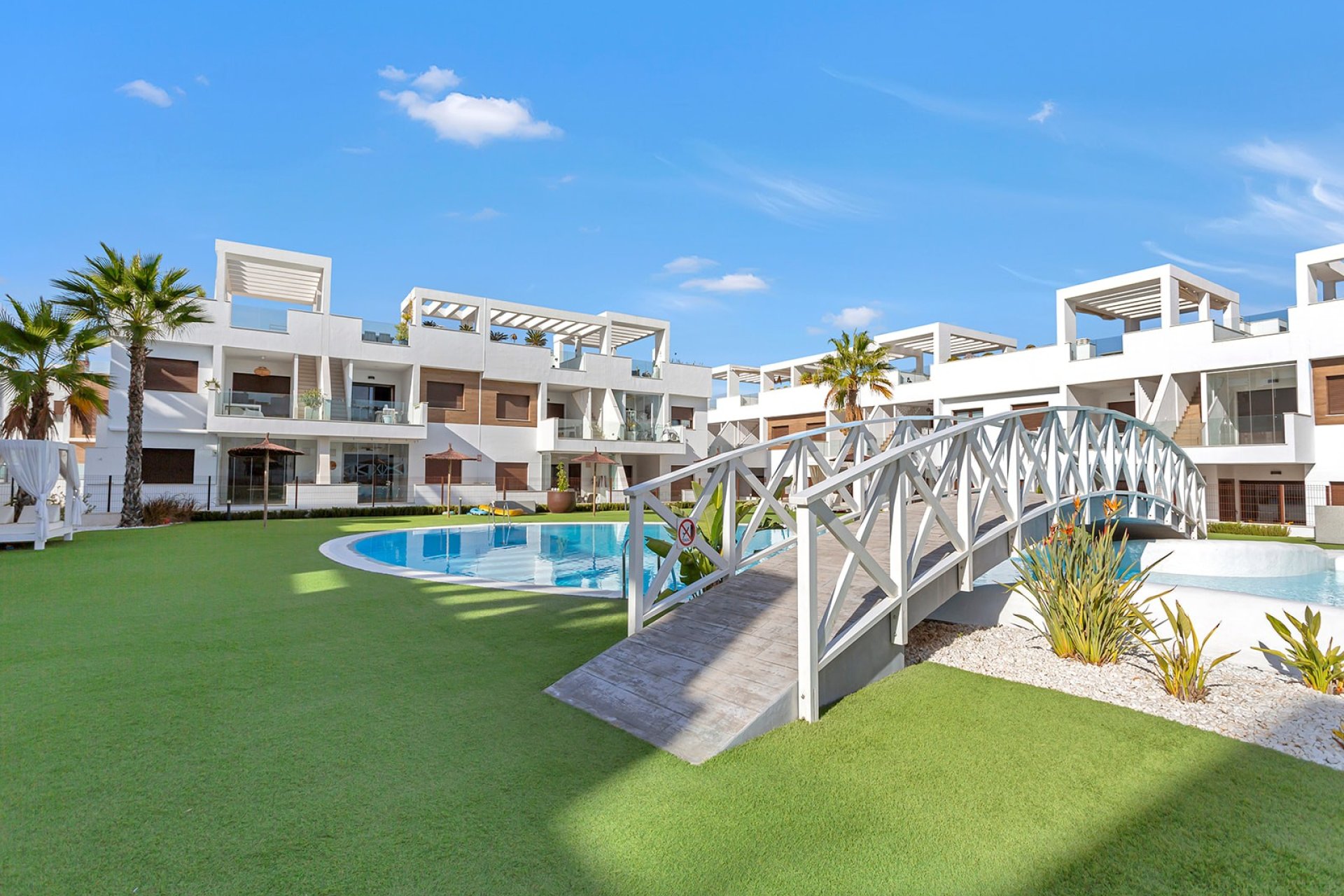 Resale - Apartament / Duplex - Torrevieja - Los Balcones