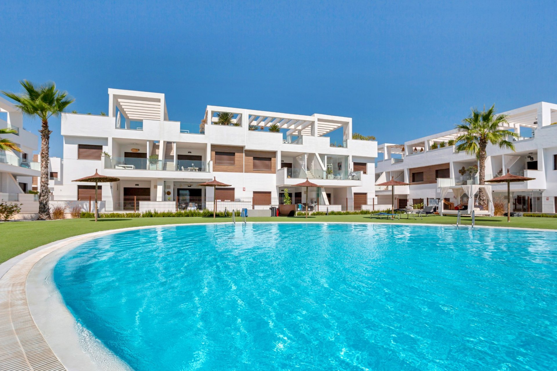 Resale - Apartament / Duplex - Torrevieja - Los Balcones