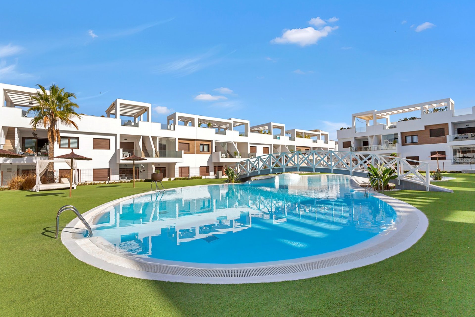 Resale - Apartament / Duplex - Torrevieja - Los Balcones