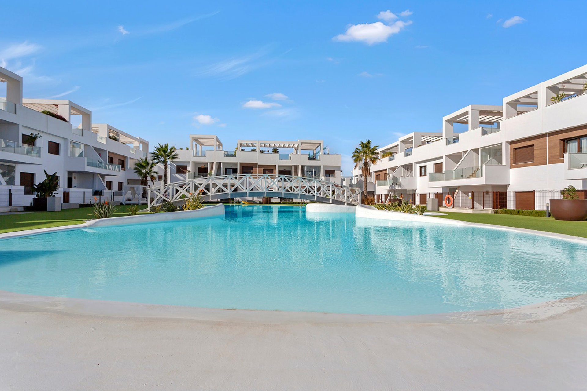 Resale - Apartament / Duplex - Torrevieja - Los Balcones