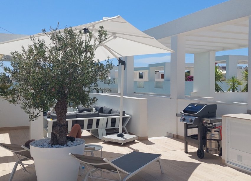 Resale - Apartament / Duplex - Torrevieja - Los Balcones